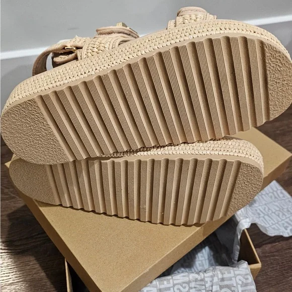 Steve Madden 
Women's Bigmona Platform Footbed Sandals - Picture 6 of 7